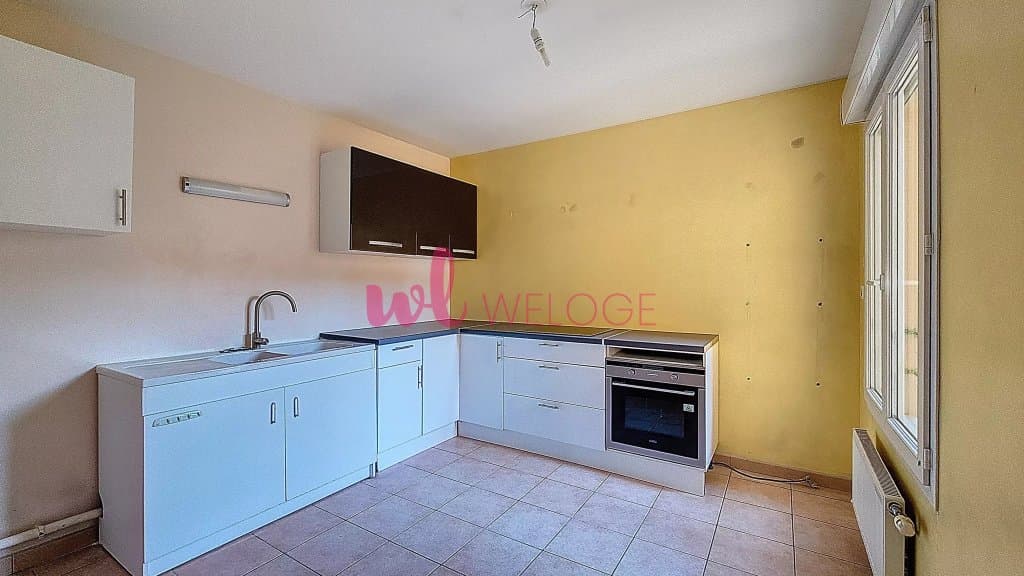 Vourles – Centre village - T4 3 chambres - 91m² environ avec terrasse — photo 7